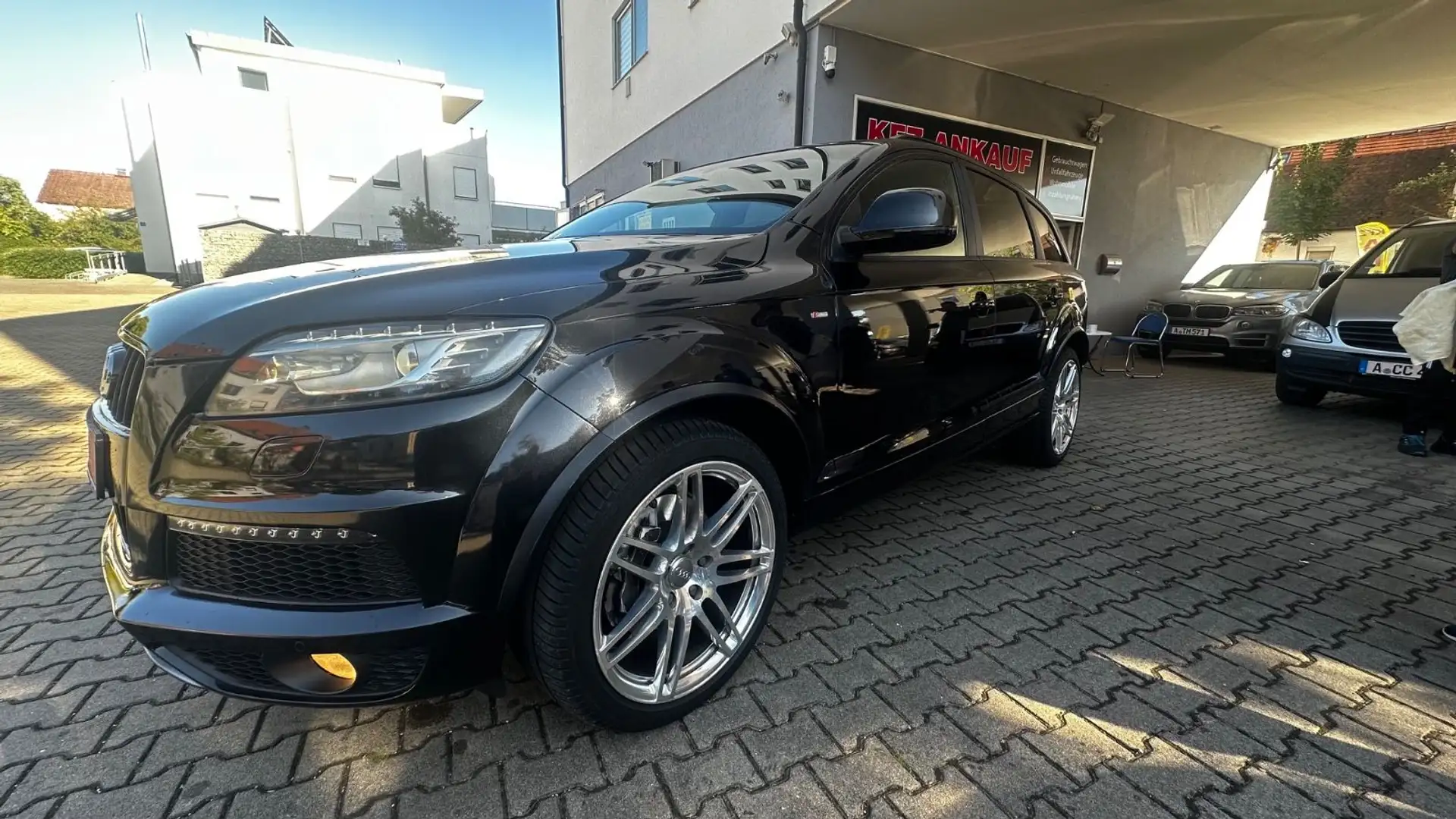 Audi Q7 3.0 TDI quattro(TÜV 04,2026)KLIMA NAVI Schwarz - 1