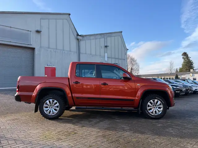 Volkswagen Amarok view 4