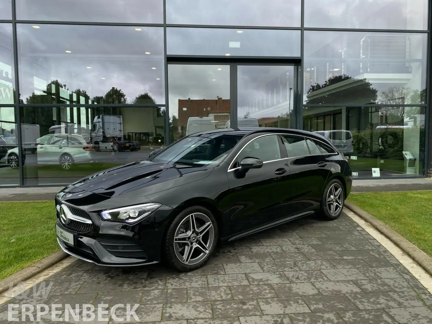 Mercedes-Benz CLA 200 CLA 200 SB AMG Distr AHK Kamera EasyPack EDW LED Schwarz - 2