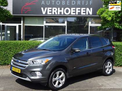 Ford Kuga 1.5 EcoBoost ST Line AWD- AUTOMAAT - PARKEERCAMERA