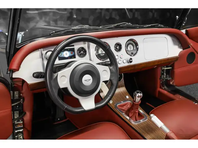 Morgan Plus 4 view 8