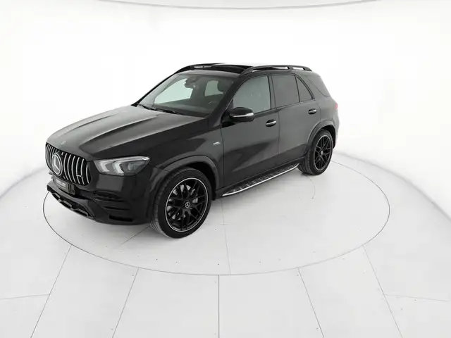 Mercedes-Benz GLE view 2