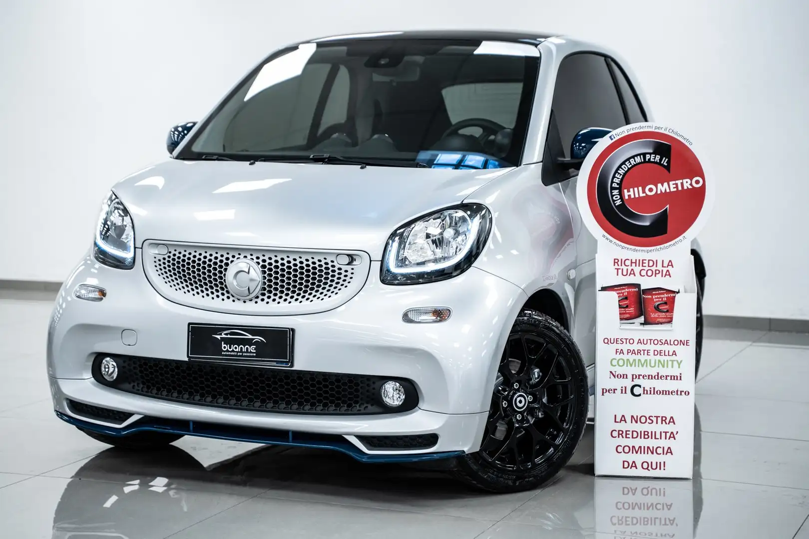 smart forTwo 0.9 t Urbanrunner Limited Edition Twinamic Urban Argento - 1