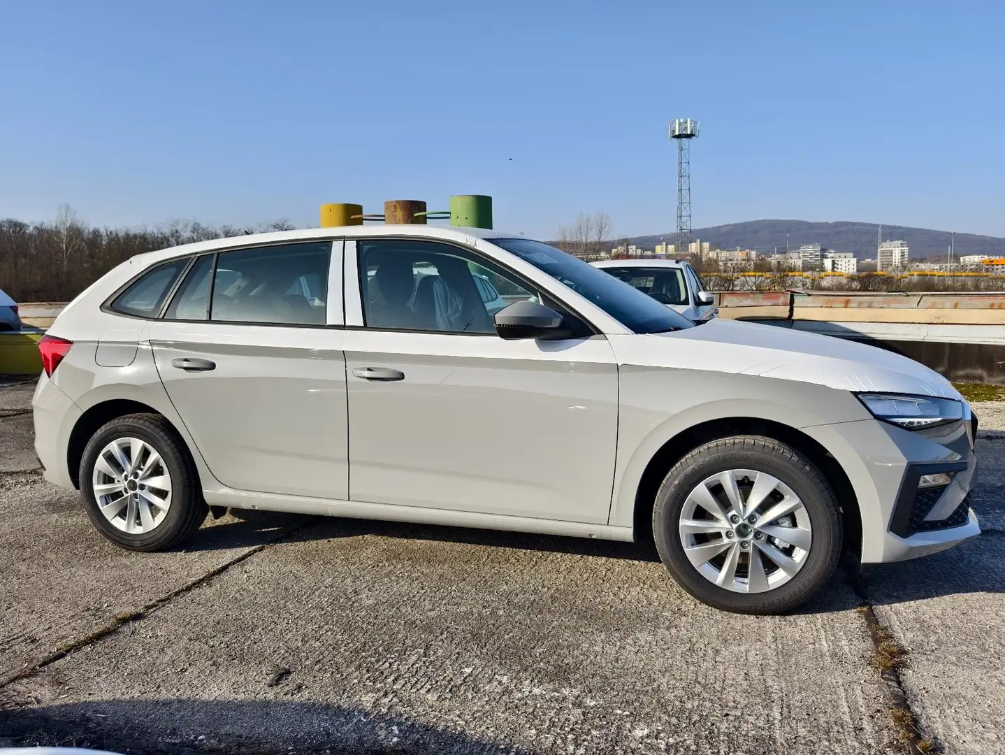 Skoda Scala Scala Drive 130 116 PS SHZ, LMR, 5 Jahre Garantie Grau - 2