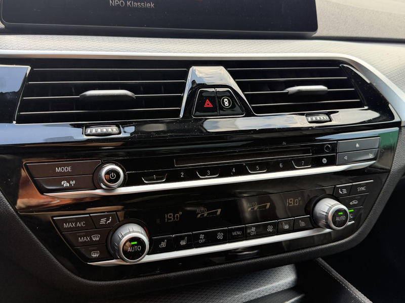 BMW 520 5-serie 520d High Executive — photo 17