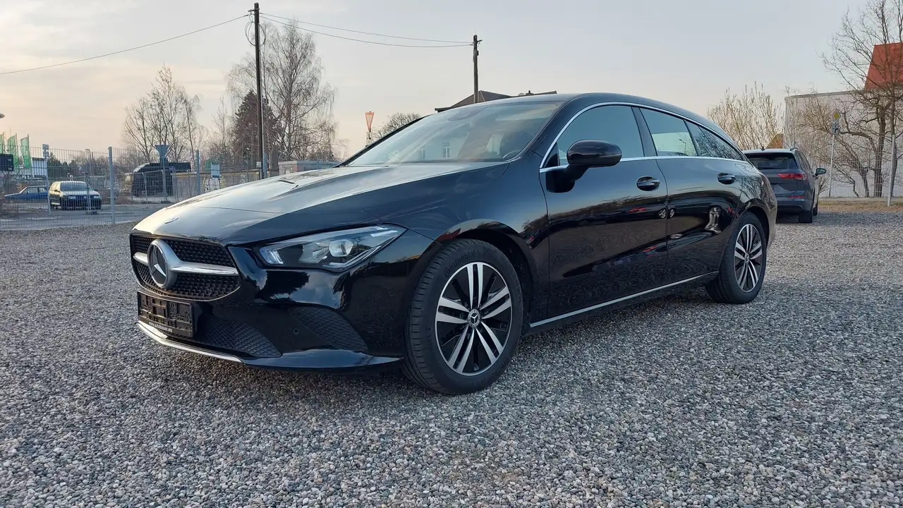 Mercedes-Benz CLA 180