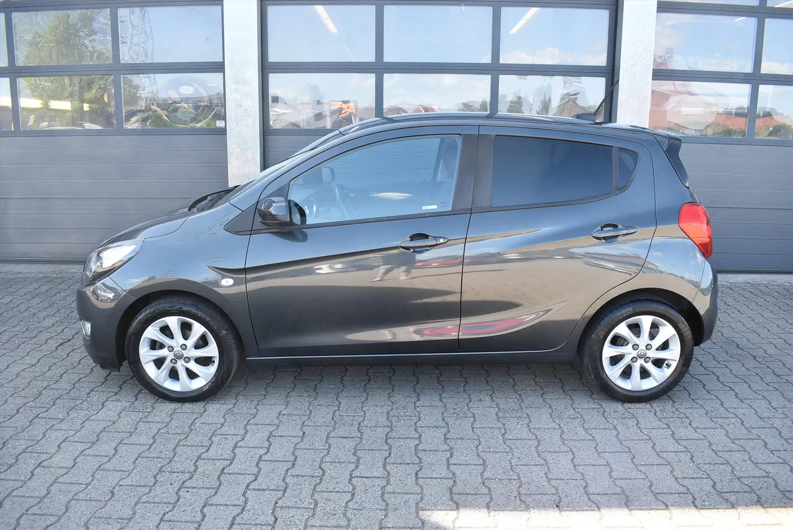 Opel Karl 1.0 ecoFLEX 75pk Cosmo Grijs - 2