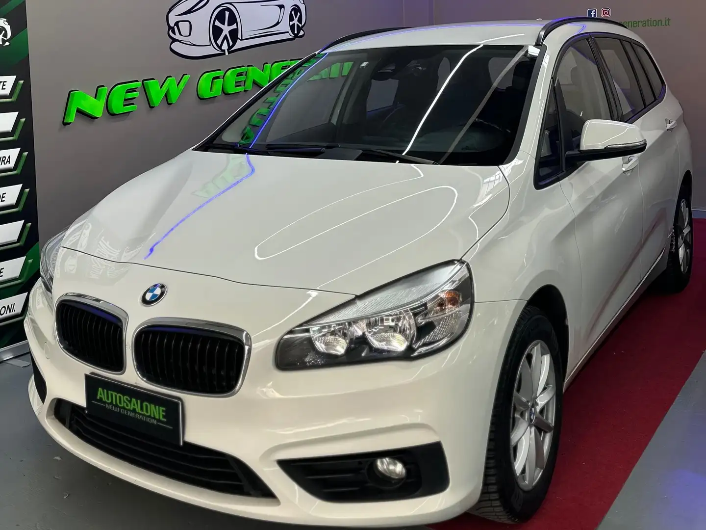 BMW 216 Serie 2 Gran Tourer  Sport 7p Bianco - 2