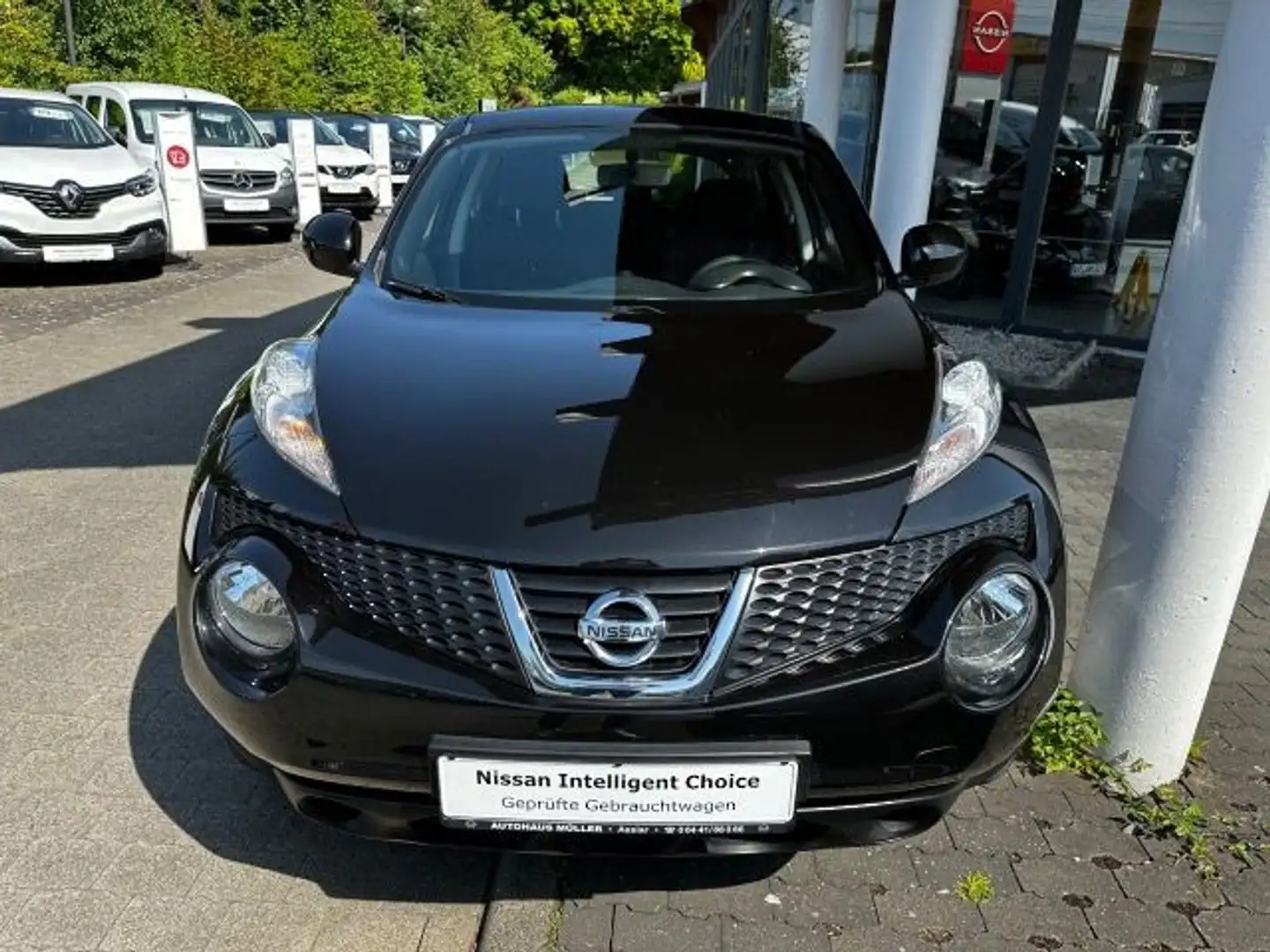 Nissan Juke 94PS 5MT Benzin Klimaanlage CD/AUX ISOFIX Zwart - 2