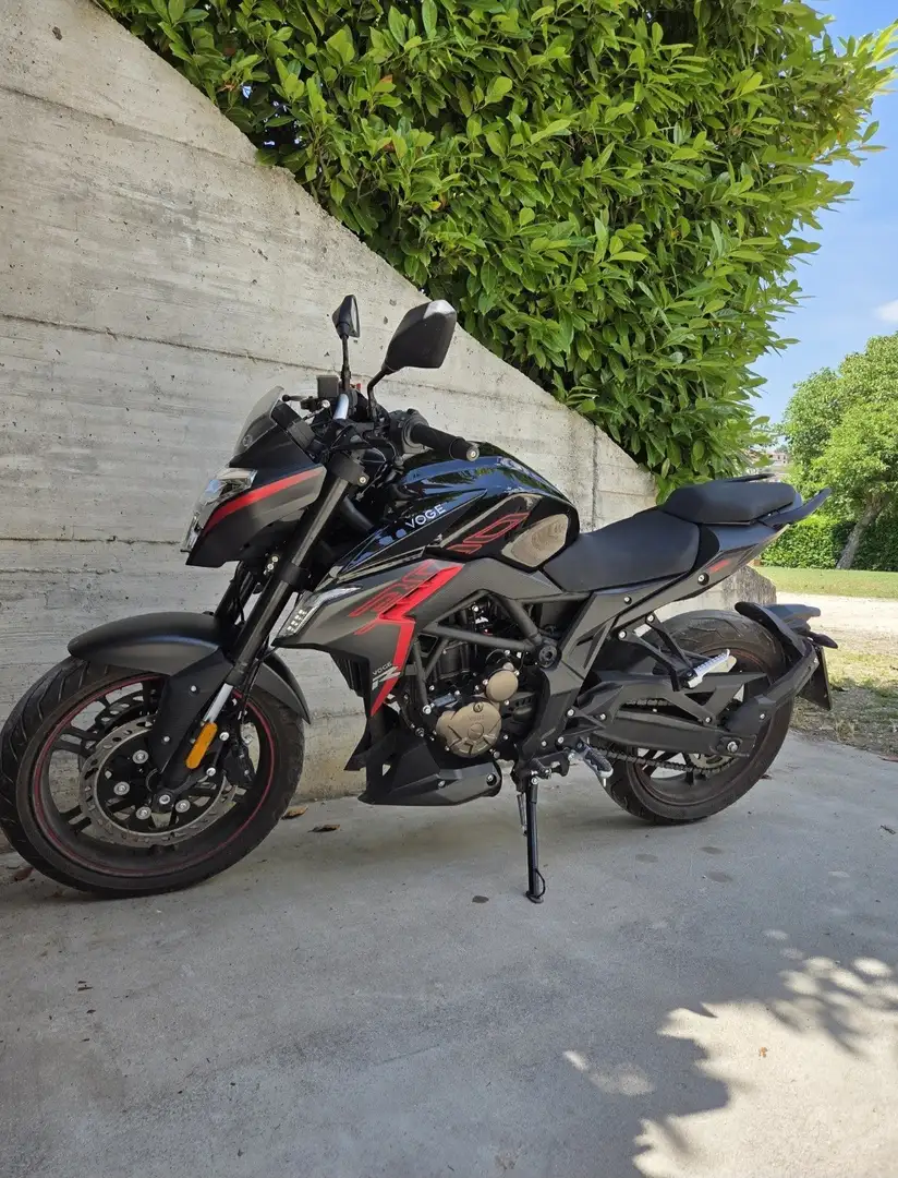 Voge 300R Nero - 1