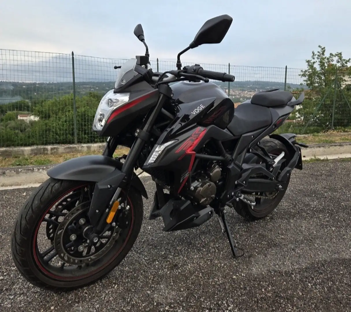Voge 300R Nero - 2