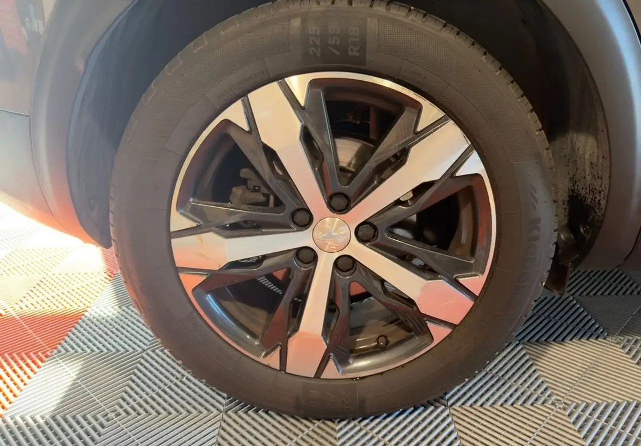 Peugeot 3008 3008 — photo 26