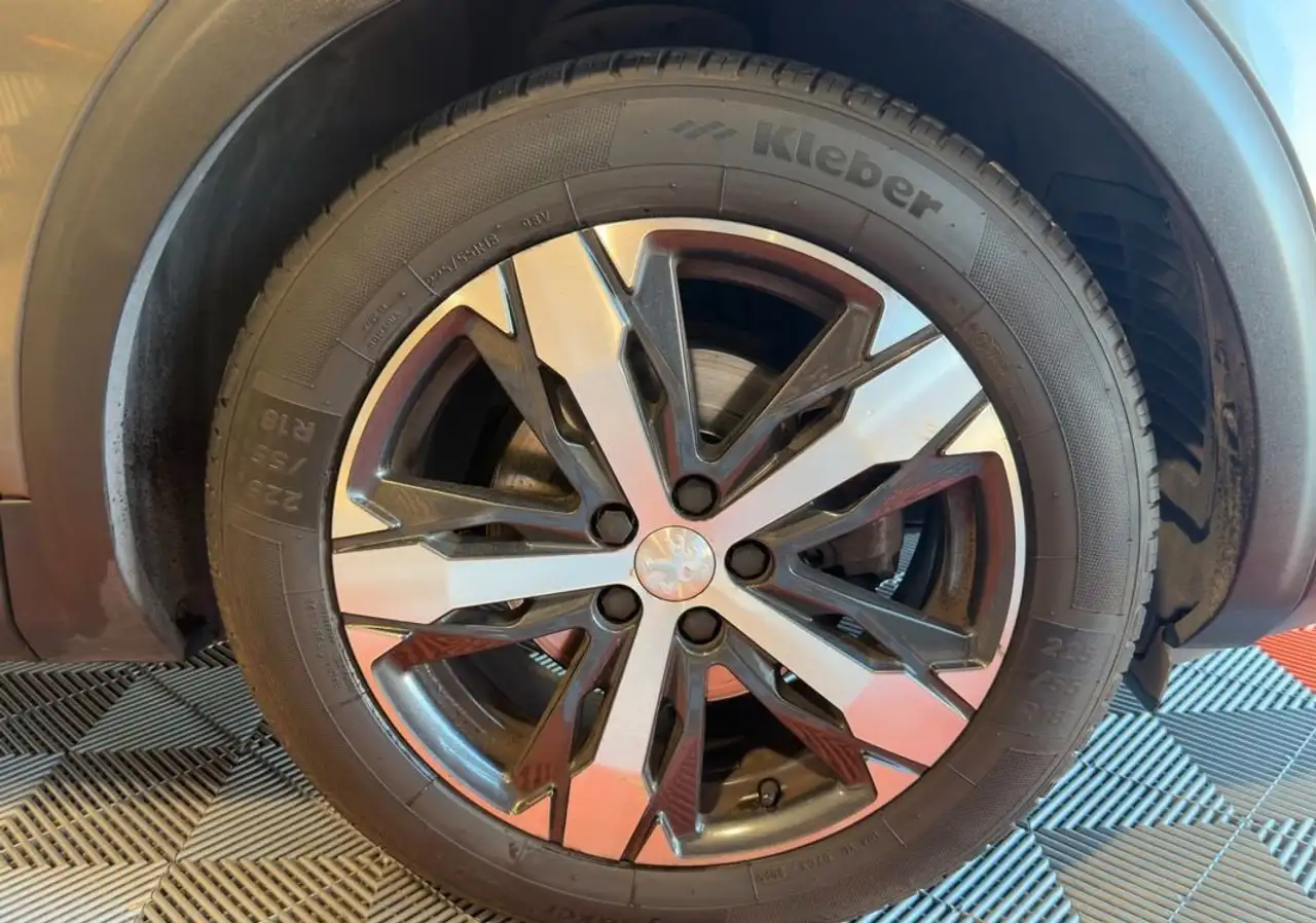 Peugeot 3008 3008 — photo 25