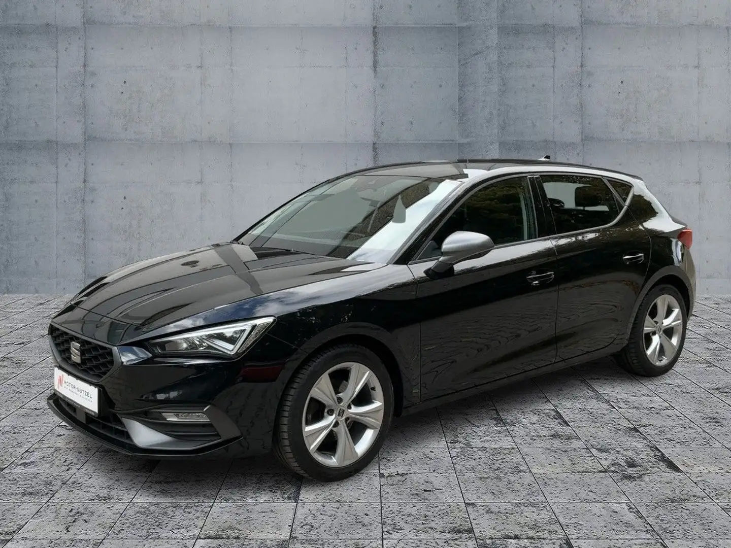 SEAT Leon 1.5 TSI FR-LINE LED+NAV+APP+GRA+SHZ+PDC+NSW Schwarz - 2