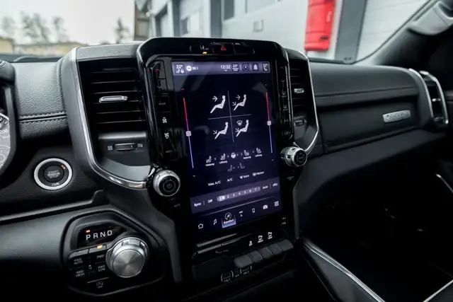 RAM 1500 Ram 1500 Laramie Sport Crew Cab 5'7''-Bed 4x4 Ansicht 22