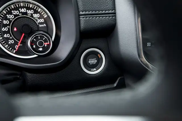 RAM 1500 Ram 1500 Laramie Sport Crew Cab 5'7''-Bed 4x4 Ansicht 25