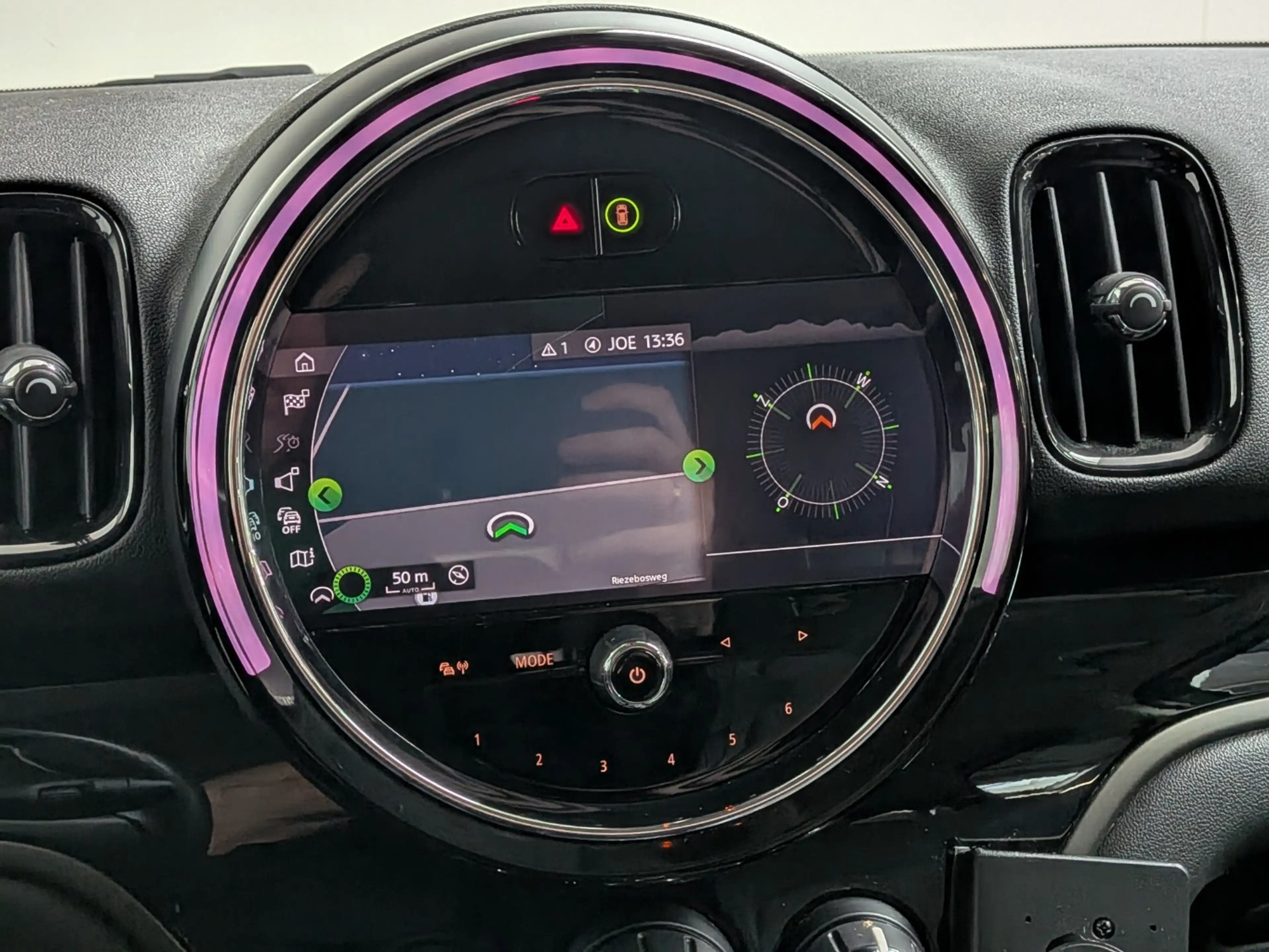 MINI Cooper SE Countryman 2.0 ALL4 l Navigatie l Parkeersensoren l Apple Car — photo 8