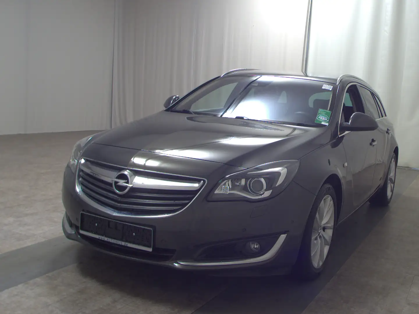 Opel Insignia A Sports Tourer 1.4 Turbo ecoFlex Business Innovat Šedá - 2