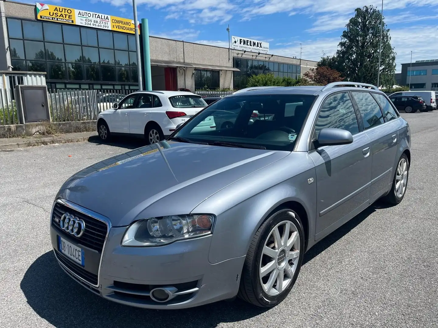 Audi A4 2.0 16V TDI Avant Argento - 1