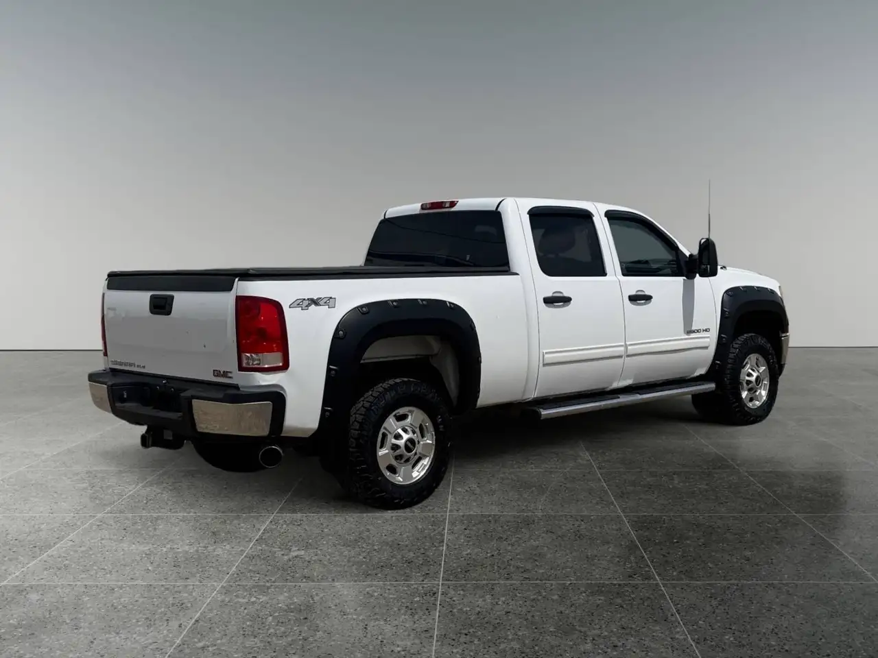 GMC Sierra 2500HD photo GMC Sierra 2500HD