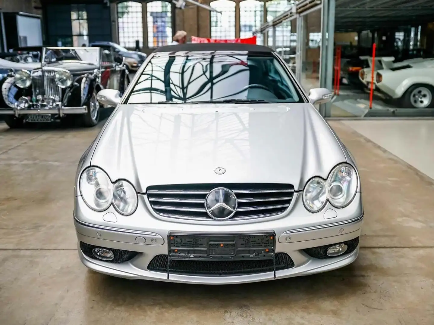 Mercedes-Benz CLK 55 AMG Silber - 2