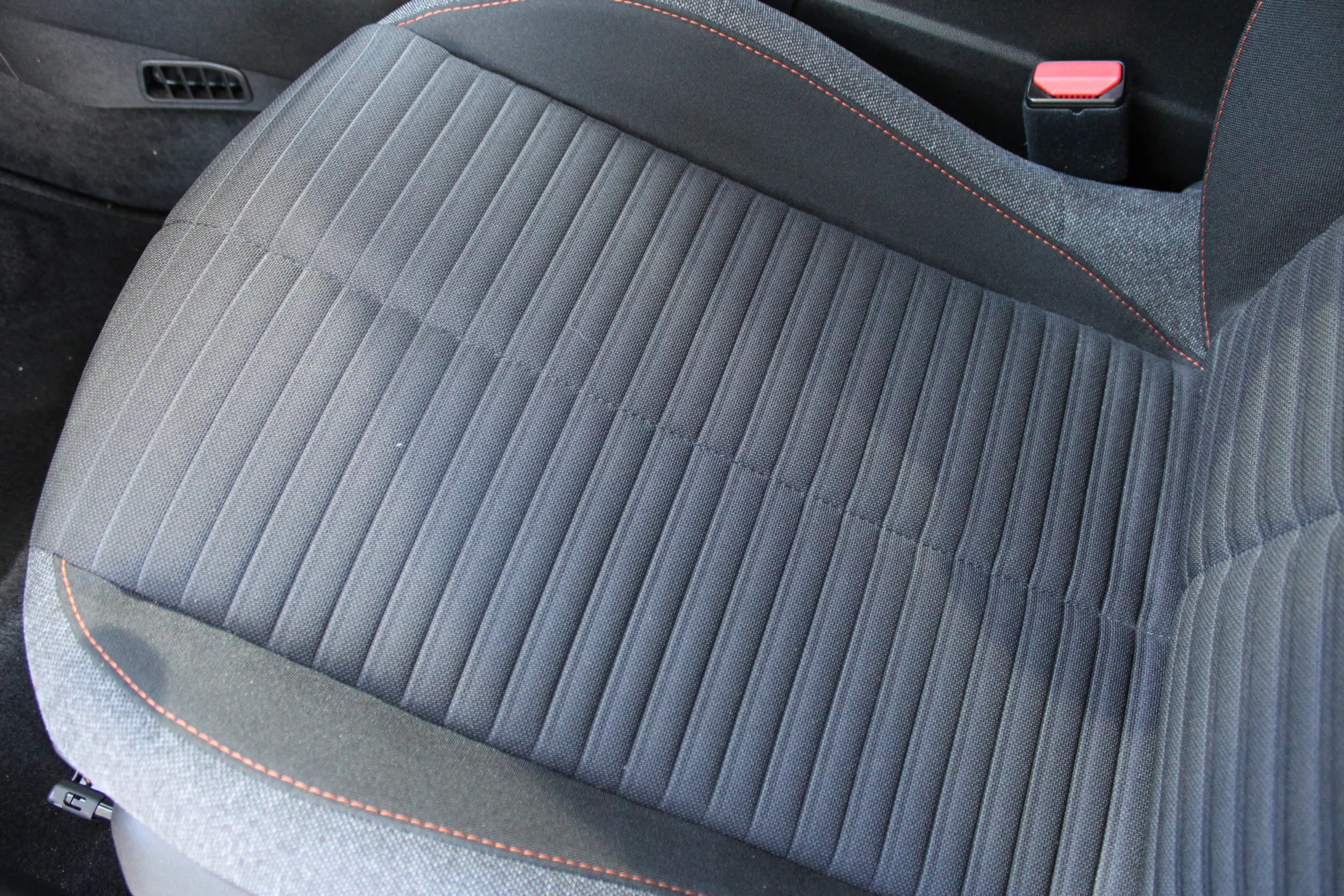 Peugeot e-208 EV Active Pack 50 kWh | PDC Achter — photo 29