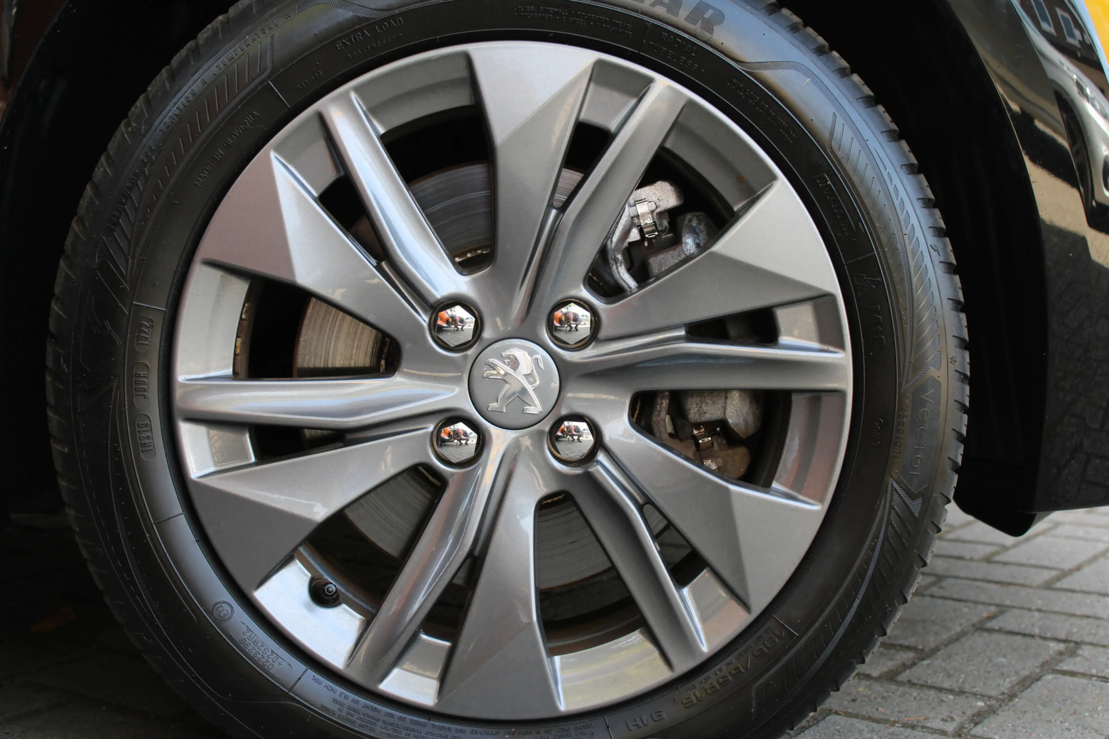 Peugeot e-208 EV Active Pack 50 kWh | PDC Achter — photo 7