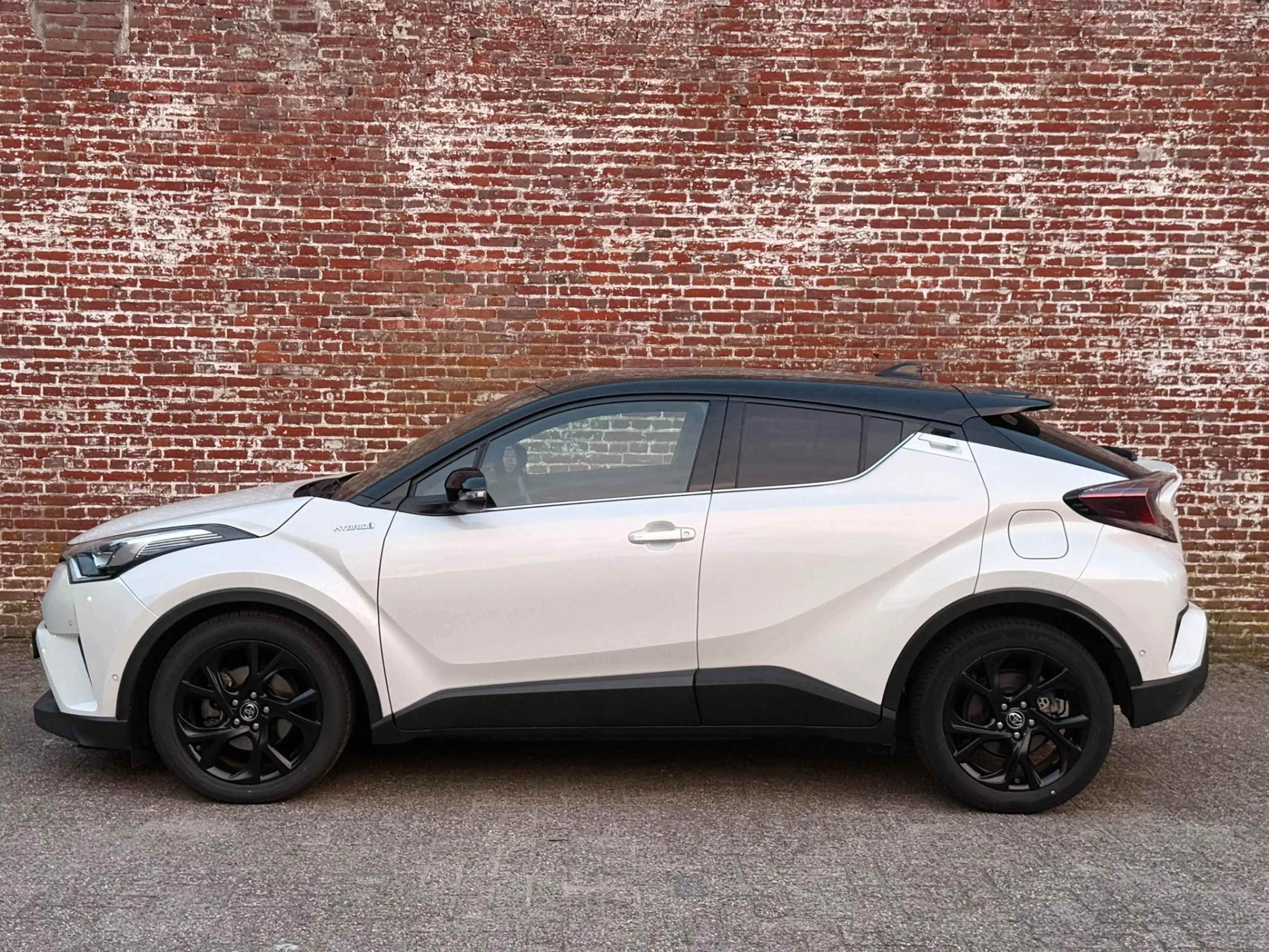 Toyota C-HR 1.8 Hybrid Dynamic AUTOMAAT-JBL-GROOTSCHERM-CHR-HY — photo 6