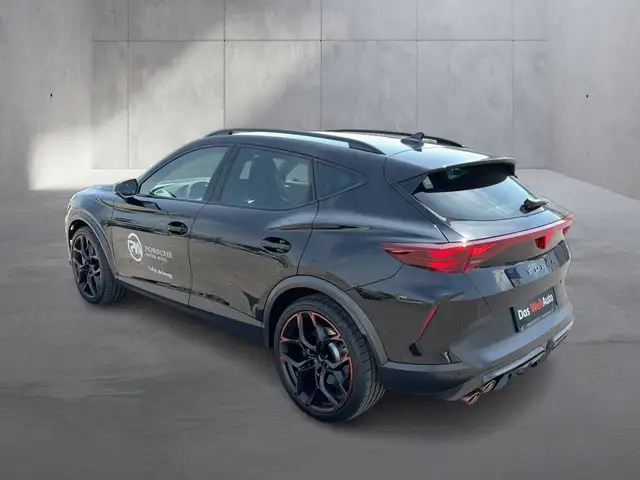 Cupra Formentor view 3