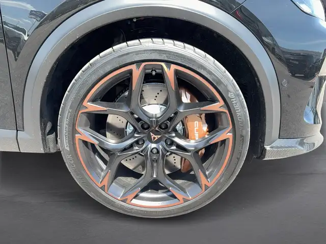 Cupra Formentor view 7