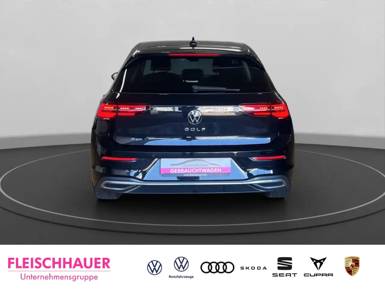 Volkswagen Golf VIII Active 2.0 TDI AHK Pano Matrix Kamera 6