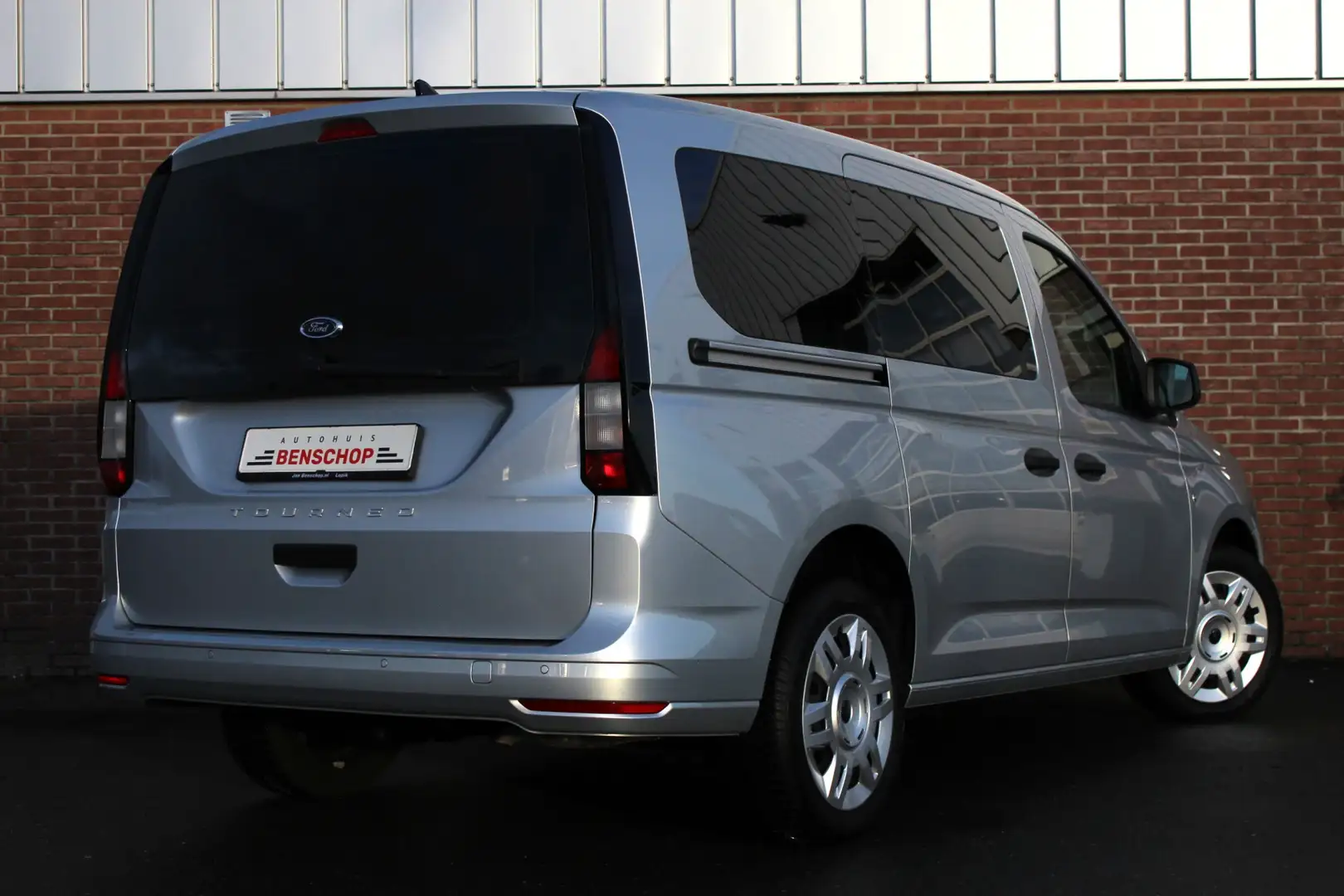 Ford Tourneo Connect 1.5 115PK DSG 5pers L2 |CRUISE-CONTROL|APP CONNECT Silber - 2