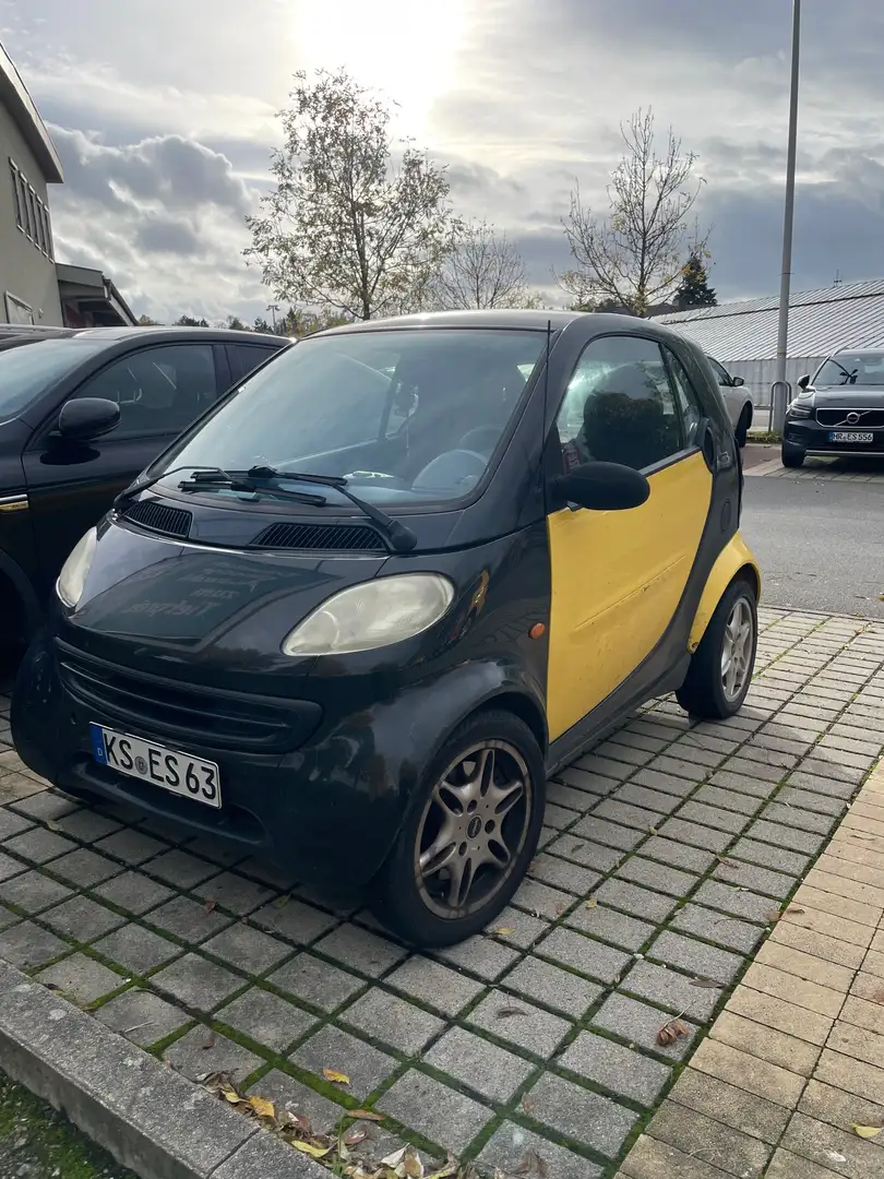 smart city-coupé/city-cabrio Gelb - 1