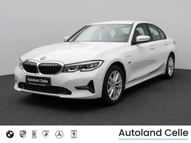 BMW 320 360°DAB WLAN CockPiPro DrivAssis LED Alarm