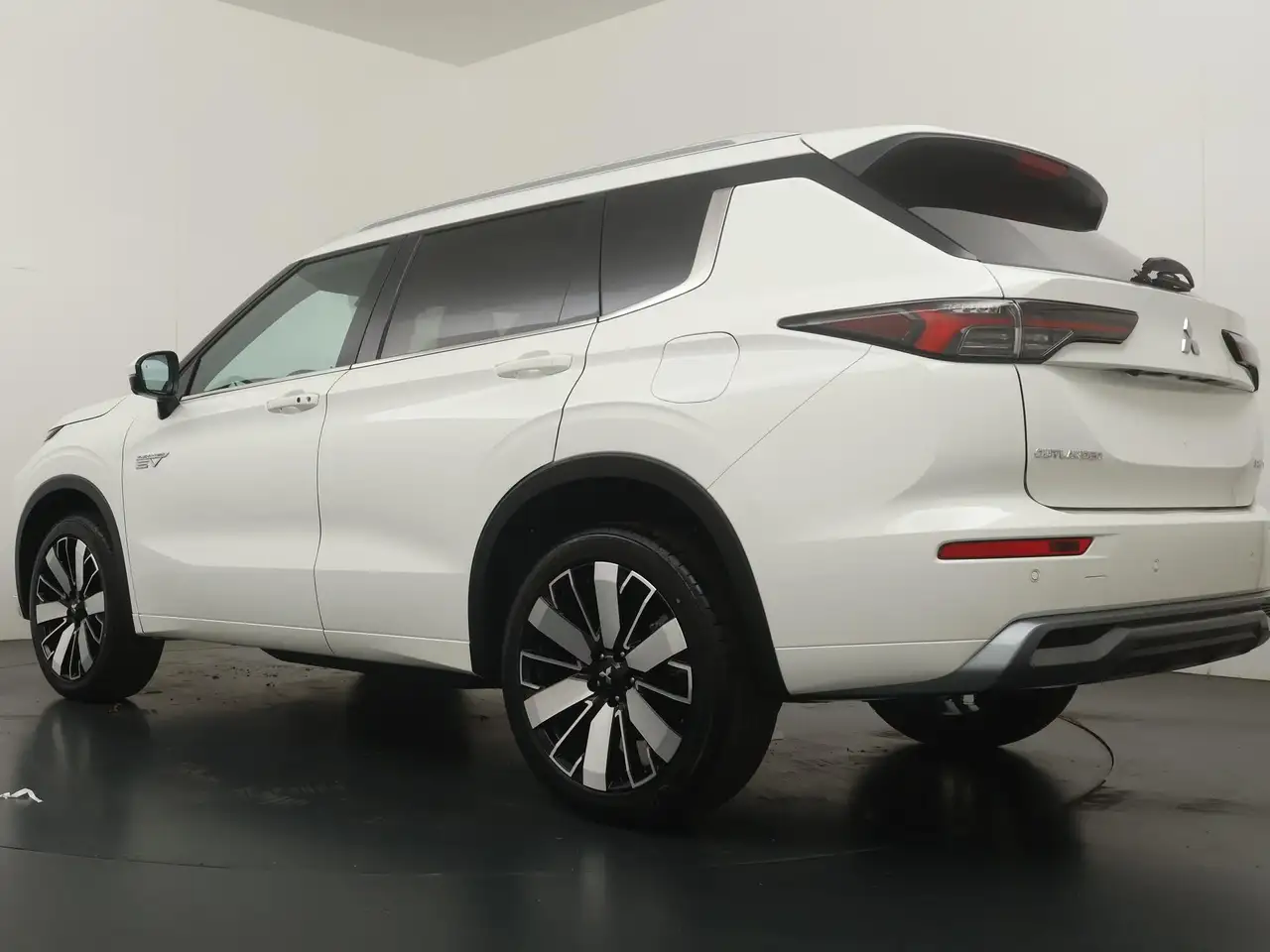 Mitsubishi Outlander 2026