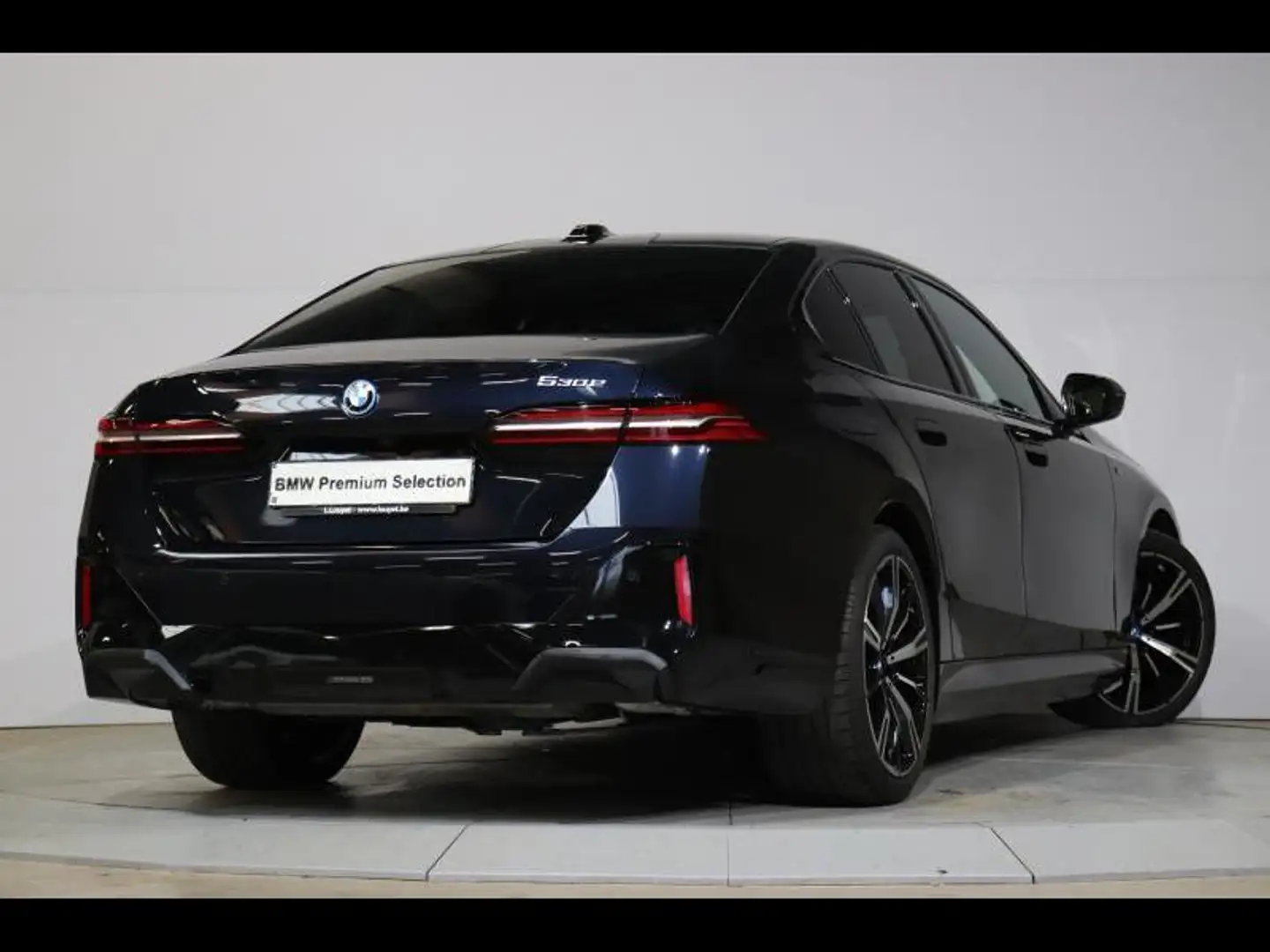 BMW 530 e Berline Kit M Sport Zwart - 2