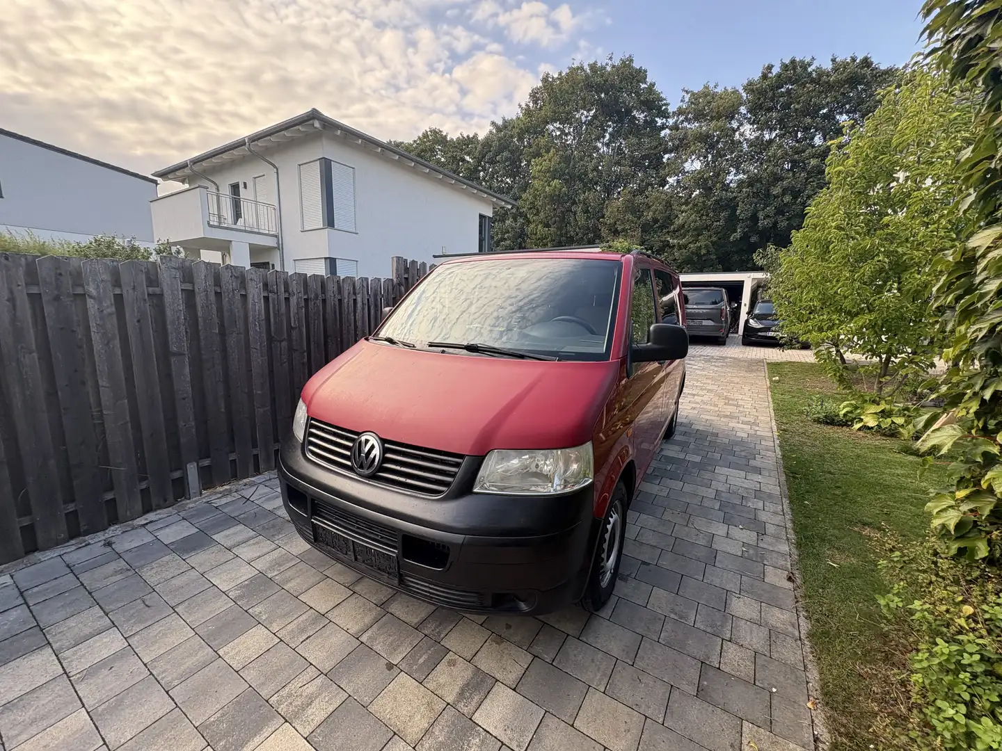 Volkswagen T5 Kombi 1,9 TDI - 1