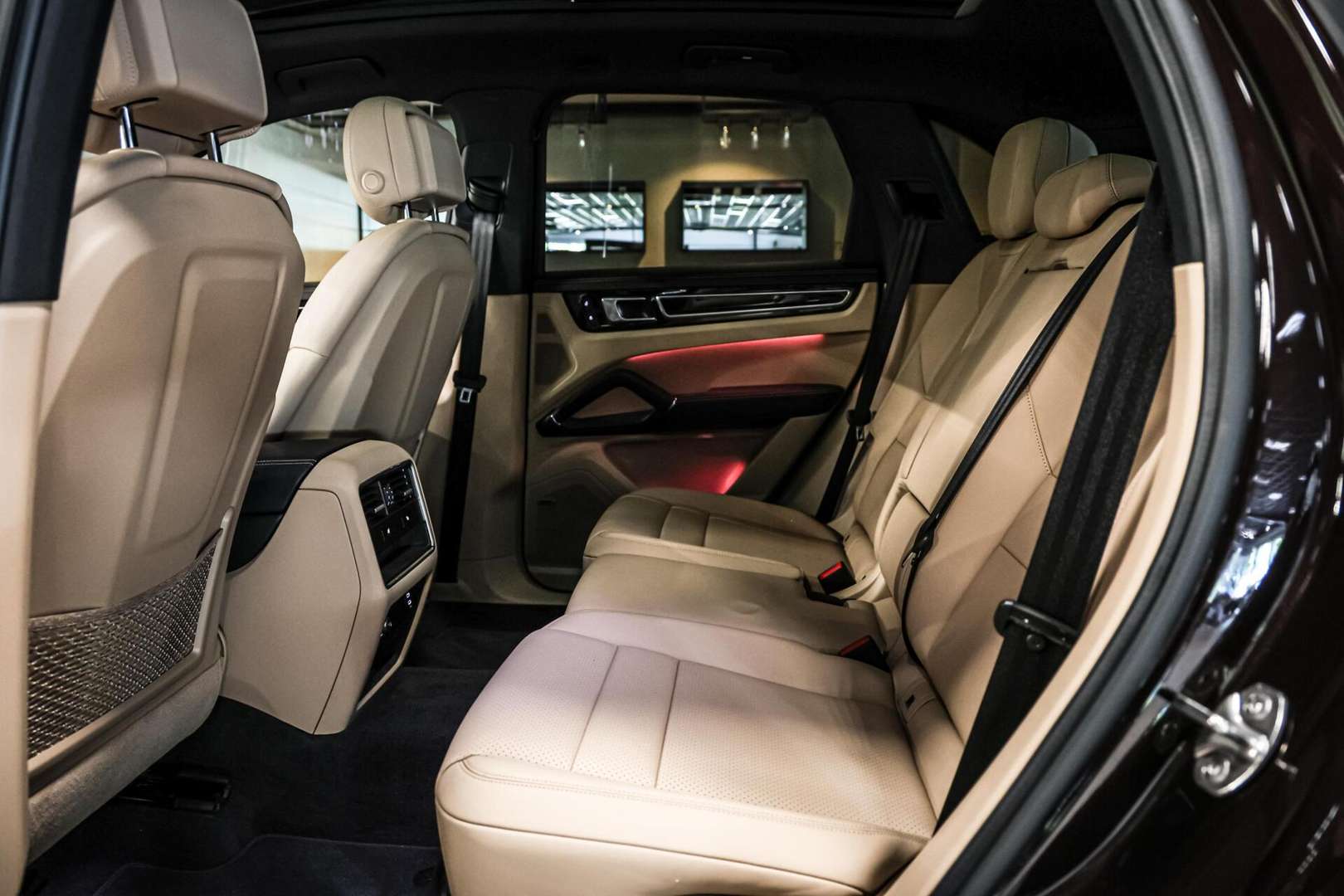 Porsche Cayenne E-Hybrid Platinum Edition - 2022 - Joinsteer - #9