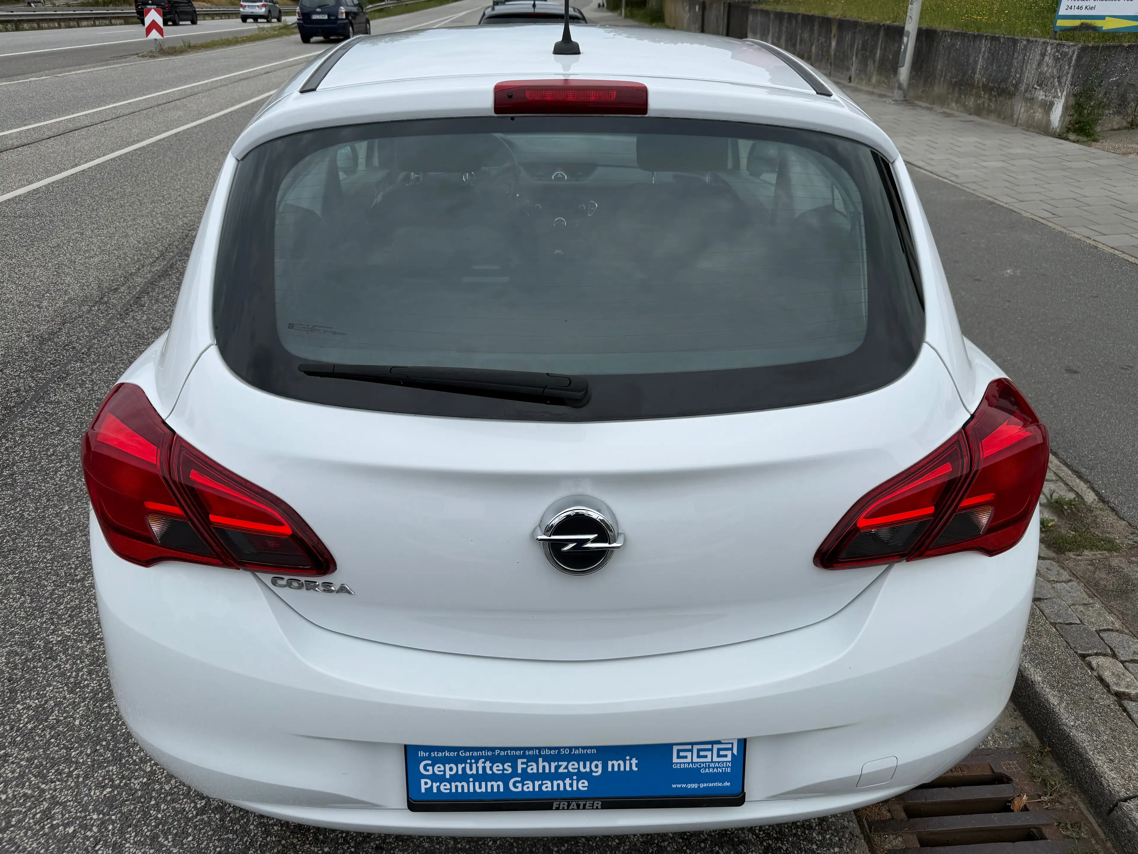 Opel Corsa E — photo 8