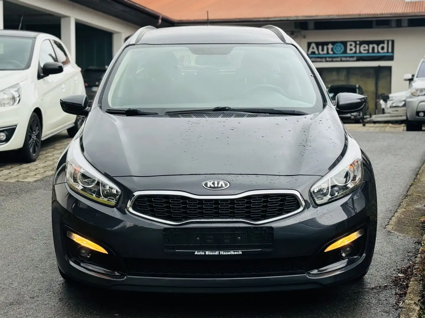 Kia Ceed SW / cee'd SW 1. Hand Schwarz - 2