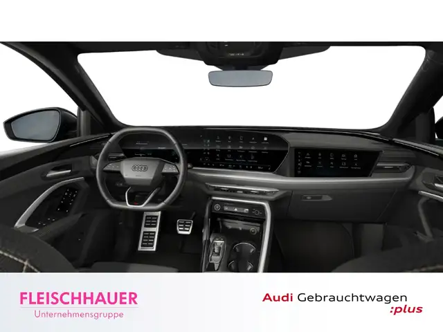 Audi Q5 view 9