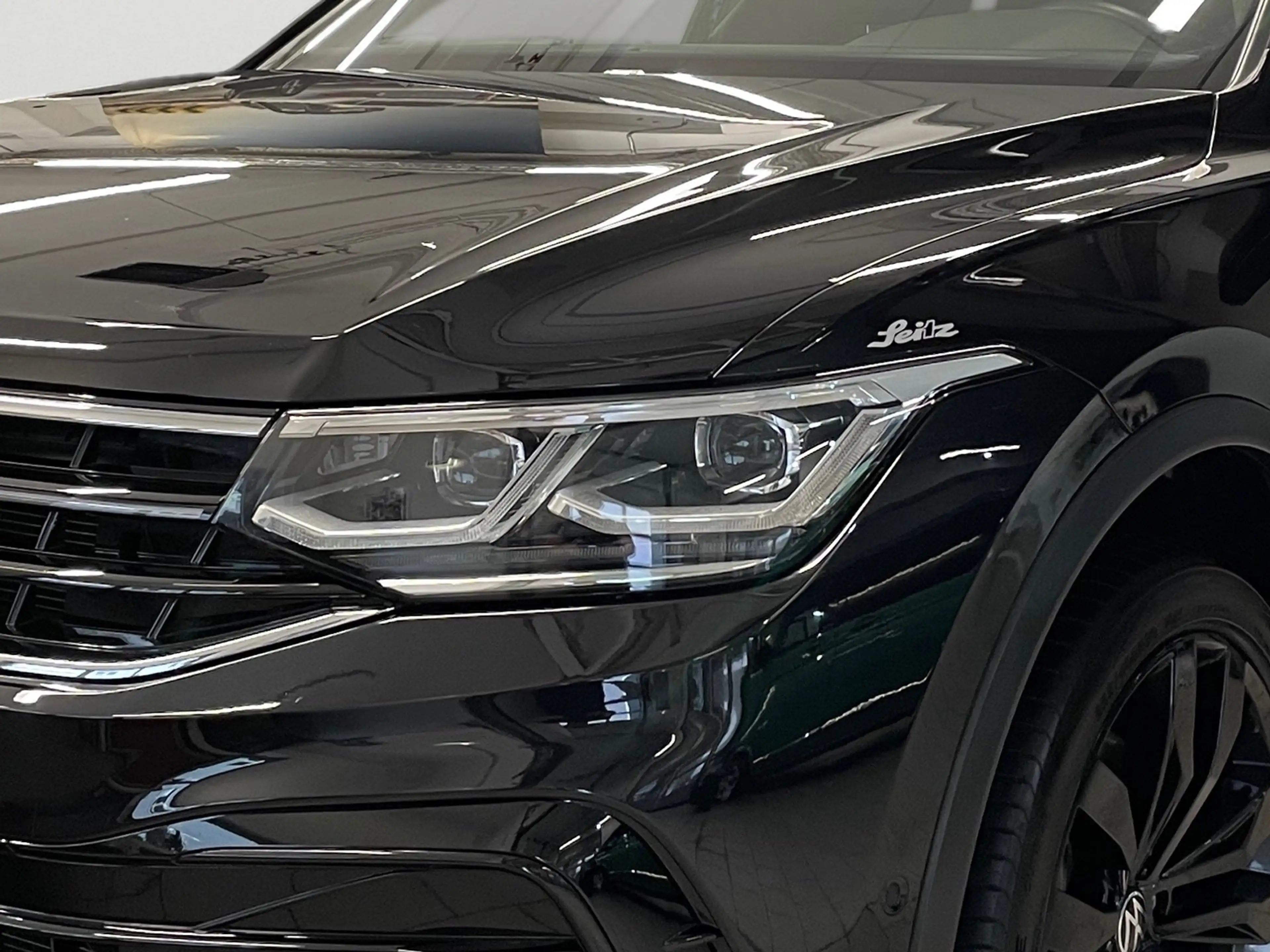 Volkswagen Tiguan Allspace 2.0 TDI 4M R-Line *7S*AHK*MATRIX* — photo 7