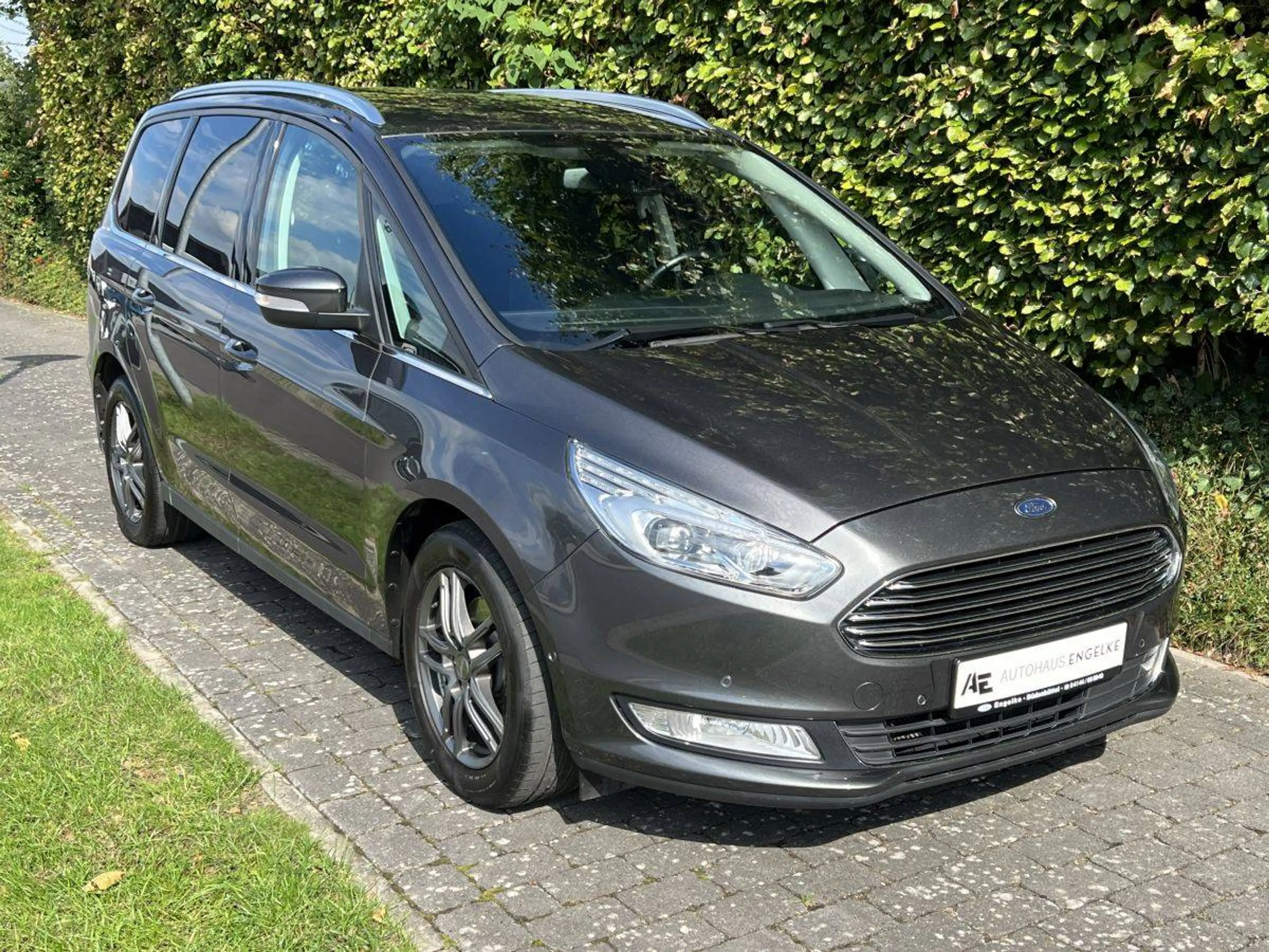 Ford Galaxy 1.5 EcoBoost Titanium *sehr gepflegter Zustand* 2.Hand* — photo 3