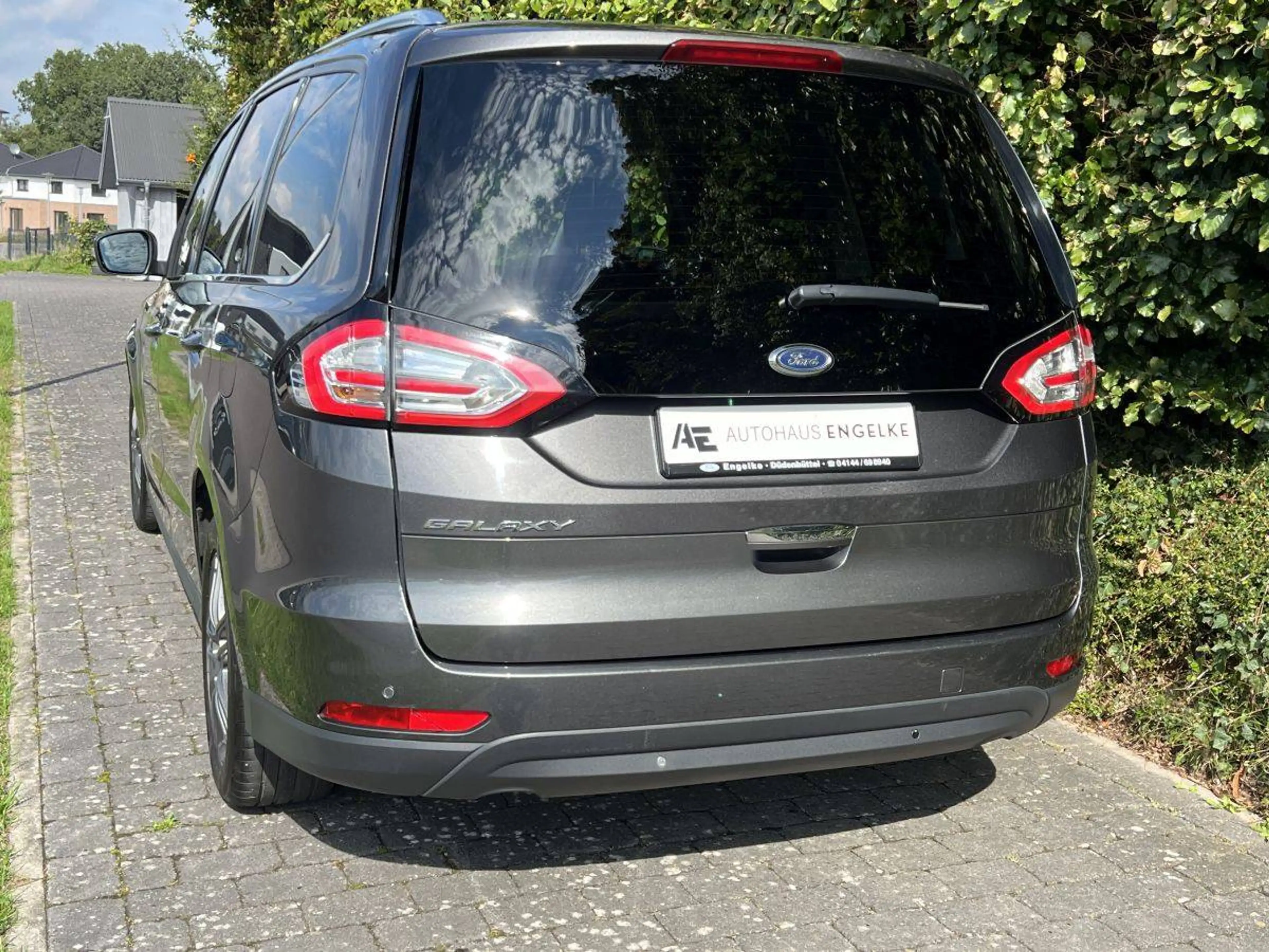 Ford Galaxy 1.5 EcoBoost Titanium *sehr gepflegter Zustand* 2.Hand* — photo 8