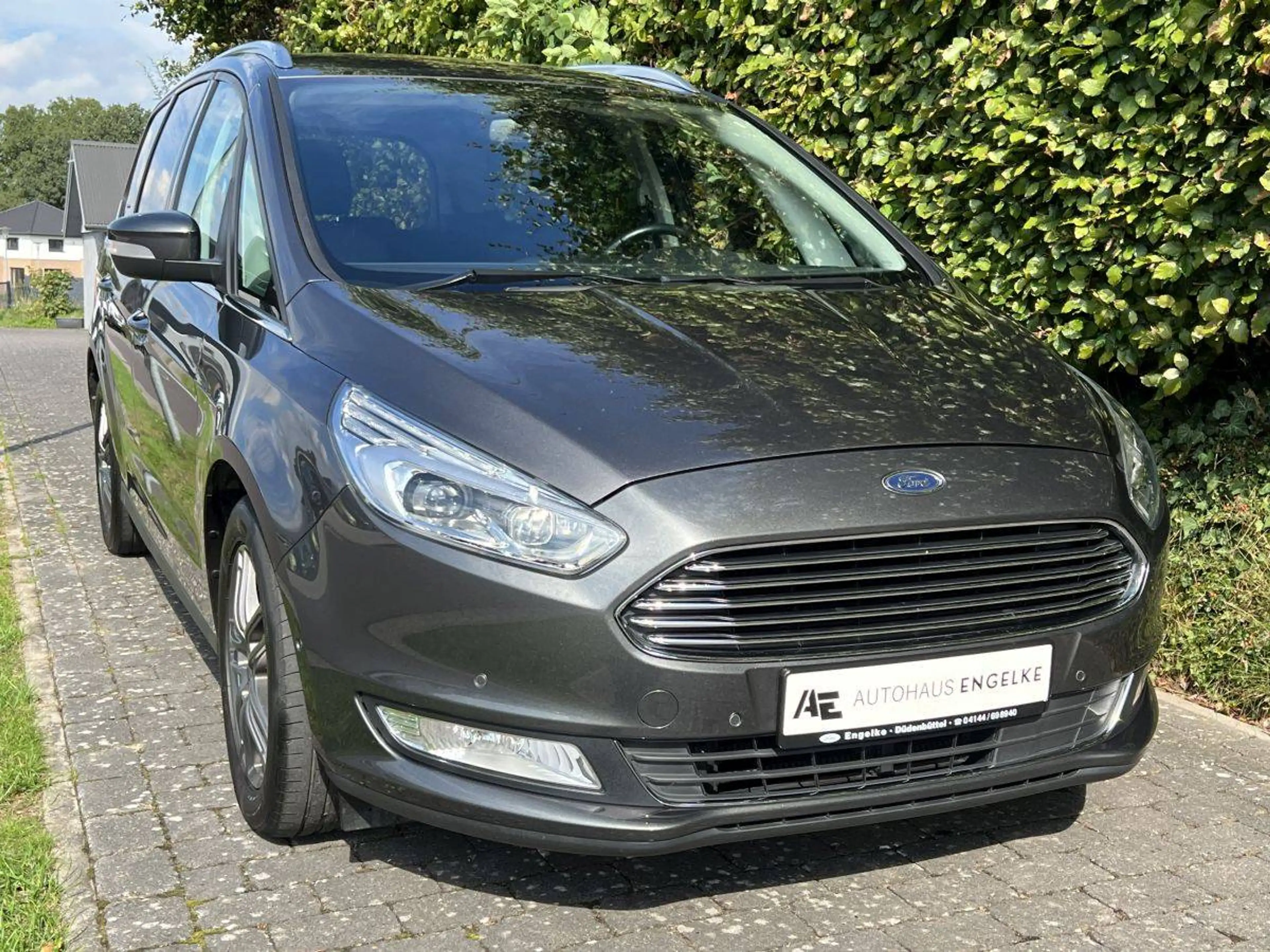 Ford Galaxy 1.5 EcoBoost Titanium *sehr gepflegter Zustand* 2.Hand* — photo 2