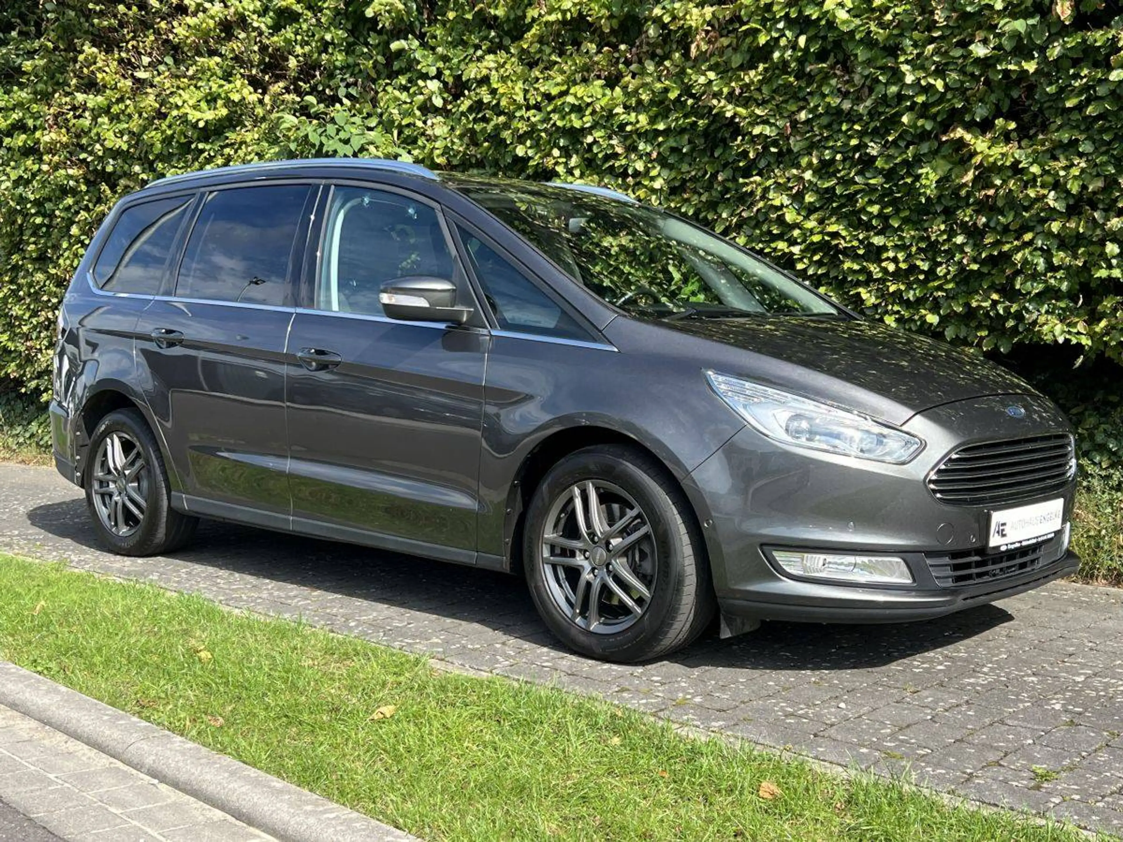 Ford Galaxy 1.5 EcoBoost Titanium *sehr gepflegter Zustand* 2.Hand* — photo 4