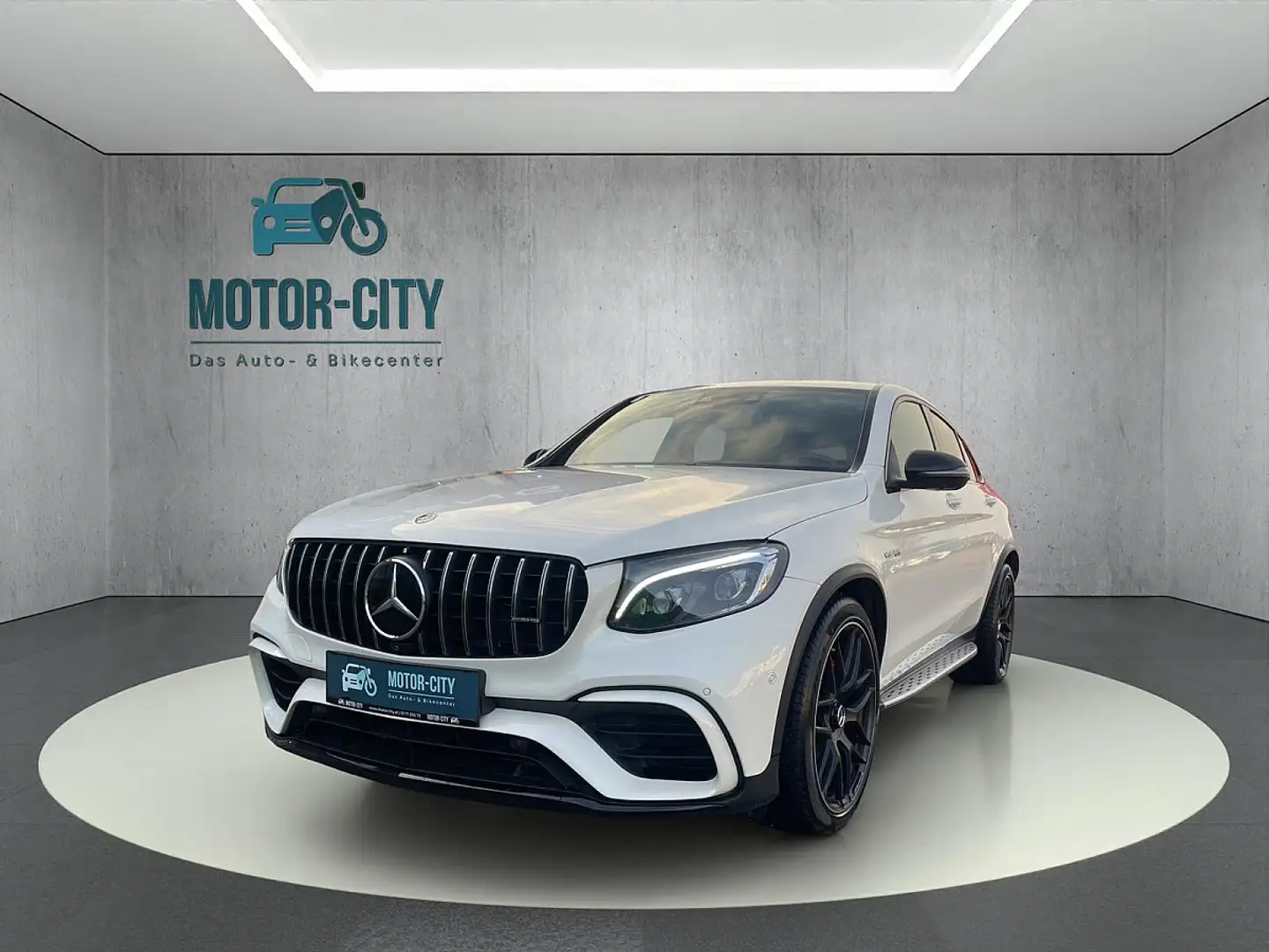 Mercedes-Benz GLC 63 AMG S Coupé 4MATIC+ Weiß - 1