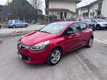 Clio IV 2012 5p 1.2 Wave 75cv
