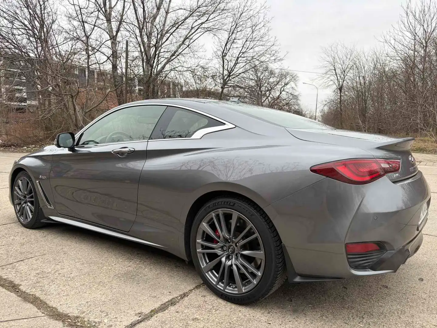 Infiniti Q60 Q60S 3.0t Coupe Aut. AWD Sport Tech Grau - 2