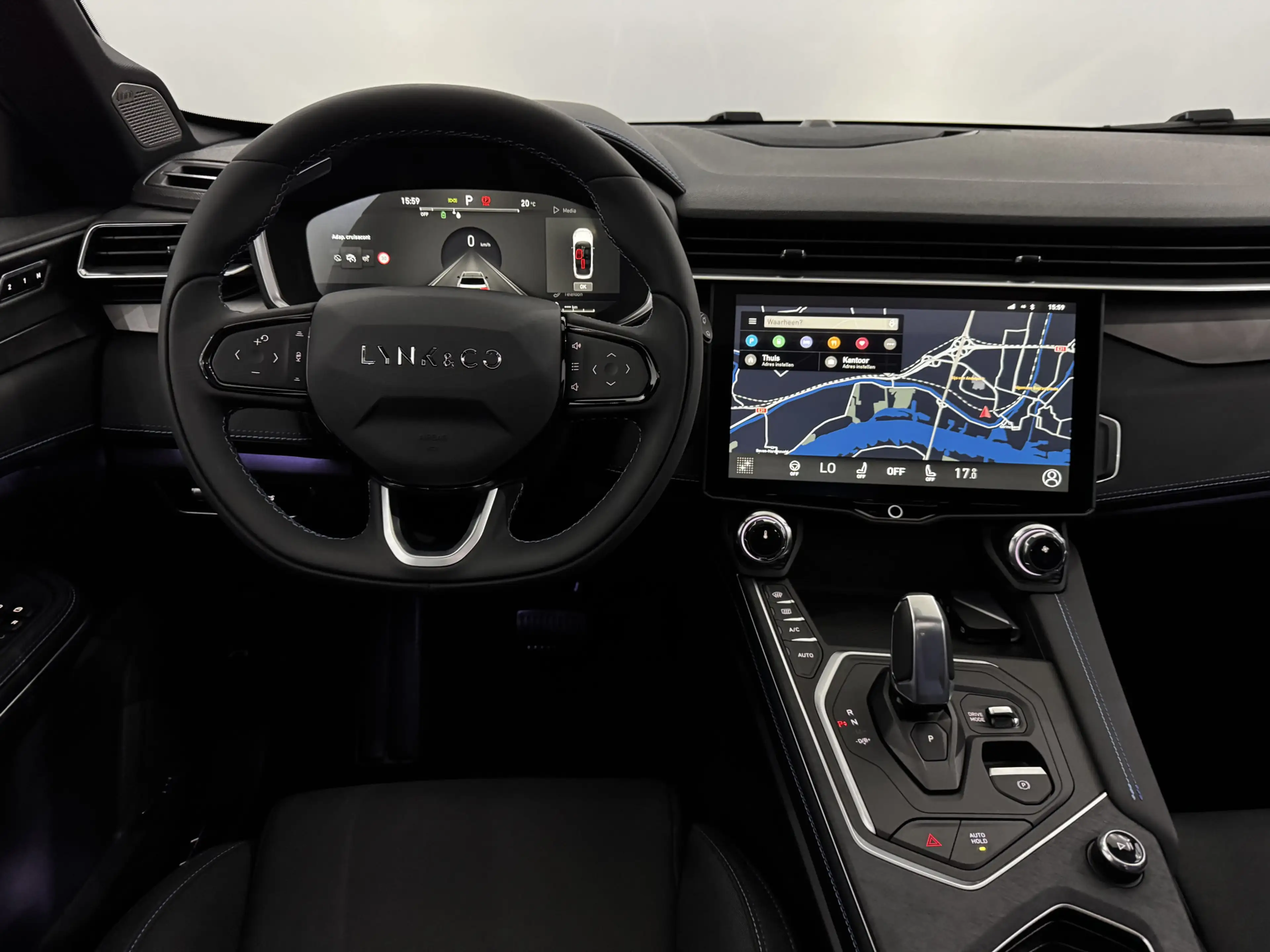 Lynk & Co 01 1.5 Pano, 360 Camera, Navi, Keyless start, Stoelve — photo 12